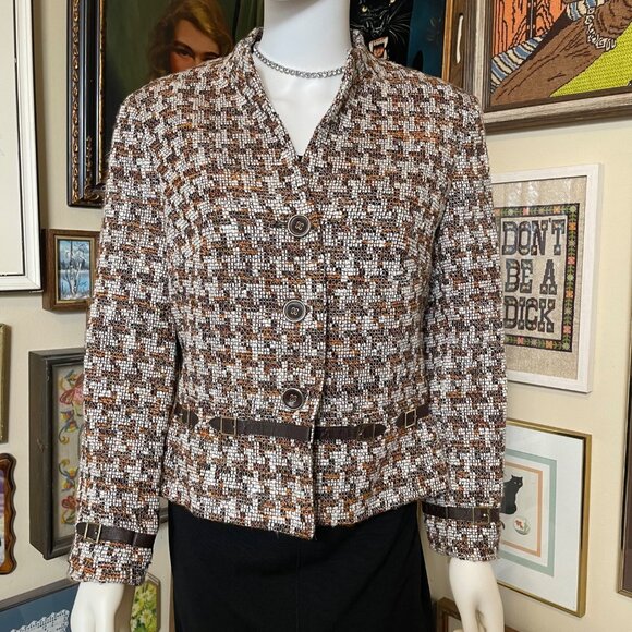 Escada for Neiman Marcus Brown and White Houndstooth Boucle Cropped Jacket Sz 40 - Picture 1 of 9